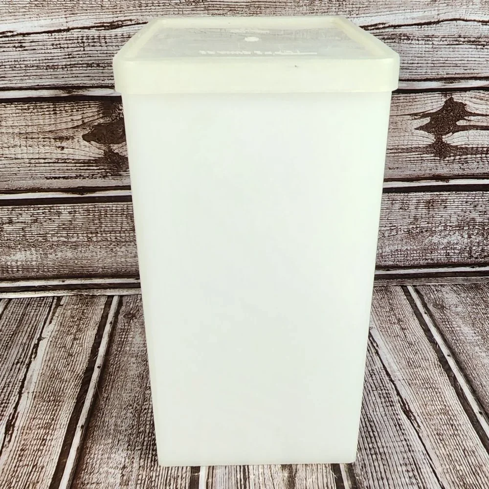 Vintage TUPPERWARE Ice Cream Freezer Storage Container #484-2 With Lid #486-1
